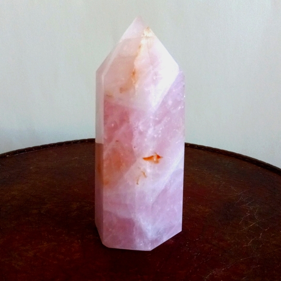 Rose quartz chunky tower. - Picture 2 of 6